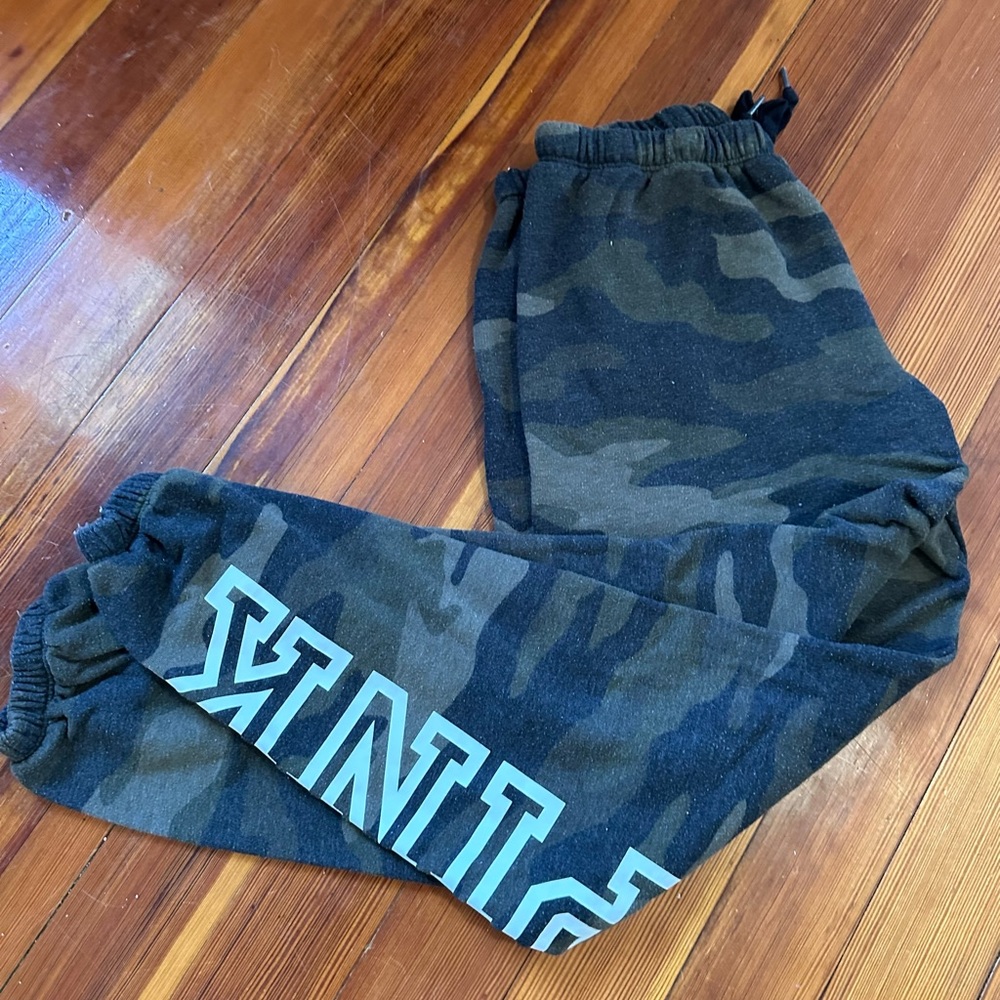 sweatpants